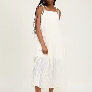 En Saison Cream Midi Dress